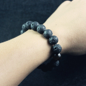Bracelets perlés en <span class=keywords><strong>pierre</strong></span> volcanique <span class=keywords><strong>de</strong></span> <span class=keywords><strong>lave</strong></span> noire et en œil <span class=keywords><strong>de</strong></span> tigre naturel <span class=keywords><strong>de</strong></span> 12 mm pour hommes - Product Image 4