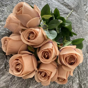 Nuovi Arrivi 2026: Fiori Decorativi per Matrimoni, Centrotavola con Boccioli di Rosa Artificiali in Plastica per Natale e Capodanno Cinese - Product Image 3