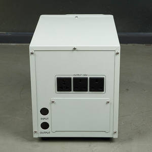 高品質炭素単相120V 220V 230V 5KVA 10KVA 15KVA 20KVA銅サーボモーター自動電圧レギュレータスタビライザー - Product Image 6