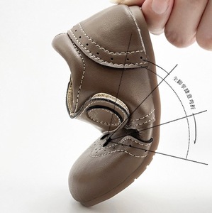 Chaussures plates décontractées pour enfants, chaussures pour bébé élégantes et mignonnes, en cuir et à fermeture auto-agrippante, pour garçons - Product Image 6