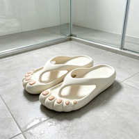 Tongs 2026 à succès en forme de grande patte, avec soutien de la voûte plantaire, légères, imperméables et respirantes pour salle de bain, douche, plage et piscine