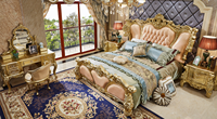 Ensemble de meubles de chambre à coucher de luxe en bois de hêtre français antique européen, avec feuilles d'or et tissu italien, pour appartement et hôtel