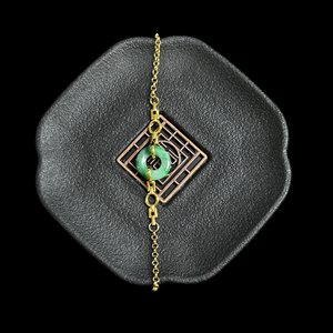 กำไลหยกพม่าเกรด A รูปโดนัท เนื้อใสและเรียบเนียน สีเขียวสดใส ชุบเงินเคลือบทอง สวยงามมาก - Product Image 6