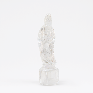 Sculpture de Kwan Yin debout en quartz clair, un symbole radieux de grâce, de protection divine et d'élevement spirituel, UN SEUL EXEMPLAIRE - Product Image 2
