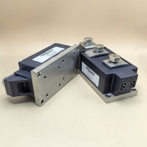 وحدة طاقة SCR قياسية MT3-<span class=keywords><strong>540</strong></span>-16-A2-N 540A 1600V لتطبيقات SVC مع ثايرستور مشترك وديود ترياك - Product Image 2
