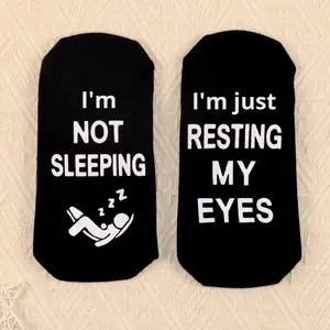 En stock, chaussettes de sol unisexes en coton intégral, antidérapantes, à pois, avec inscription « I'M NOT SLEEPING » - Product Image 2