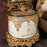 Lit double capitonné en bois massif blanc et or, style rétro européen de luxe, avec 4 tiroirs, tailles et couleurs personnalisables