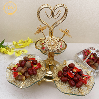 Plateau à chocolat vintage très vendu, style arabe, plateau à fruits secs doré avec 3 assiettes en verre pour la décoration du Ramadan
