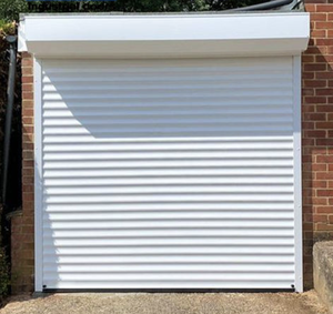 Porte à enroulement isolée en alliage d'aluminium HX DOORS, résistante aux ouragans et au feu 3H, <span class=keywords><strong>prix</strong></span> de gros usine pour devantures de magasins - Product Image 1