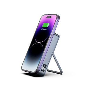 แบตสำรองแม่เหล็กแบบใส ความจุ 10000mAh รองรับการชาร์จเร็ว 22.5W พร้อมขาตั้งพับได้และหน้าจอแสดงผลดิจิตอล - Product Image 6