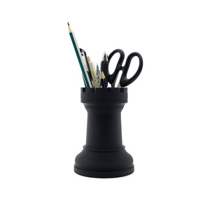 Porte-stylo en forme d'échiquier imprimé en 3D, cadeau créatif et ornement décoratif pour bureau et maison, noir antique, thème échecs - Product Image 1