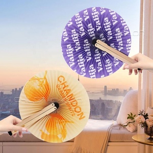 Ventilador de mano de madera tallada personalizado, ventilador de bambú impreso redondo promocional - Product Image 4