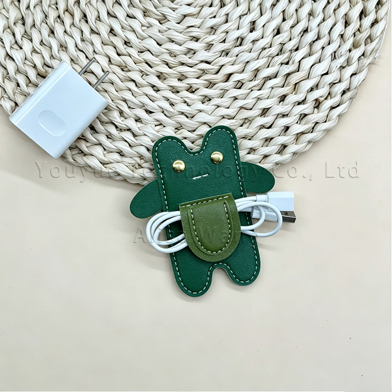 High Quality PU Leather <strong>Frog</strong> Shape Cable Organizers Cute Cord Clips Earphone Charger Holder Durable Wire Management <strong>Accessories</strong>