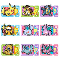 Boîte à billets en acrylique version GP Q, carte dorée Pokémon, mascotte, cadeau d'art, vente en gros chinoise, jeu de société, salle de diffusion en direct