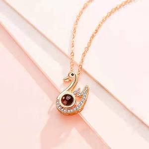 Vòng Cổ Chiếu Vòng Cổ Đính Đá Pha Lê Hình Trái Tim Love You 100 Ngôn Ngữ Cho Nữ Valentine - Product Image 5
