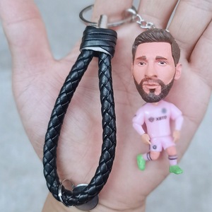 Porte-clés figurines <span class=keywords><strong>de</strong></span> footballeurs en PVC - Thème Ronaldo, Mbappé et autres - Cadeau souvenir pour les fans - Product Image 4
