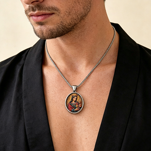 Ciondolo Vintage Ovale in Acciaio Inossidabile con Medaglione della Vergine Maria, Placcato Sottovuoto in Oro 18K, Charm Icona Religiosa Smaltata per Gioielli Fai da Te - Product Image 5
