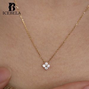 Collar de Lujo Coreano de Plata Esterlina 925 al por Mayor con Colgante de Trébol de Cuatro Hojas de Circón Chapado en Oro de 18k para Mujer - Product Image 6