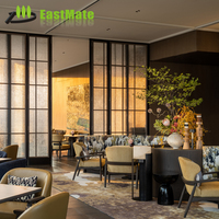 Ensemble de salle à manger moderne et traditionnel en bois massif (chêne/bois de cerisier) pour hôtel et restaurant, 4 chaises et table, mobilier commercial complet