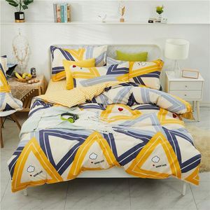 2025 Trending Wholesale Quality All-Season Customizable 100% Polyester Luxury Woven 4-Piece Pillow and <b>Comforter</b> Bedding <b>Set</b> - Product Image 2