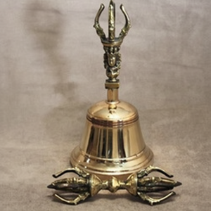 Campana ritual budista tibetana de latón pulido y conjunto de doble Vajra, con artesanía tradicional, a precios al por mayor. - Product Image 1