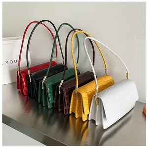 Hot Selling Product Designer Mini Ladies Fashion Handbags Summer 2022 Pu Handbags Boxycharm Glam Bag