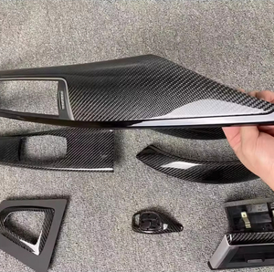 BMW F30 F36 M3 M4 スポーツカー用リアルカーボンファイバー製グロスブラックトリム付きダッシュボードインテリアアクセサリー（F31 F32 F33 F34 F80 F82対応） - Product Image 4