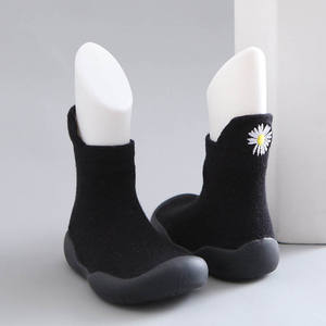 Chaussons pour bébé garçon et fille hiver 2024, doux et moelleux, chaussures pour tout-petits, premiers pas, antidérapants, chauds, chaussures de berceau pour nouveau-nés, mocassins - Product Image 2