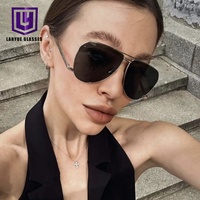 Lunettes de soleil de luxe polarisées UV400 pour femme, monture métallique carrée double pont style pilote rétro années 70