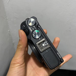 <span class=keywords><strong>Appareil</strong></span> <span class=keywords><strong>photo</strong></span> numérique léger Canon M3 24,2 MP pour la photographie de portrait - Product Image 3