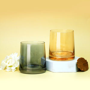 <span class=keywords><strong>Pot</strong></span> à bougie <span class=keywords><strong>en</strong></span> <span class=keywords><strong>verre</strong></span> noir mat design tendance, vide, de luxe, avec couvercle <span class=keywords><strong>en</strong></span> bambou pour la décoration - Vente chaude - Product Image 1