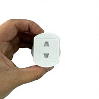 Adaptador de Enchufe Universal Portátil para Viajes en el Reino Unido, 250V 16A, para Laptop, Cámara y LED
