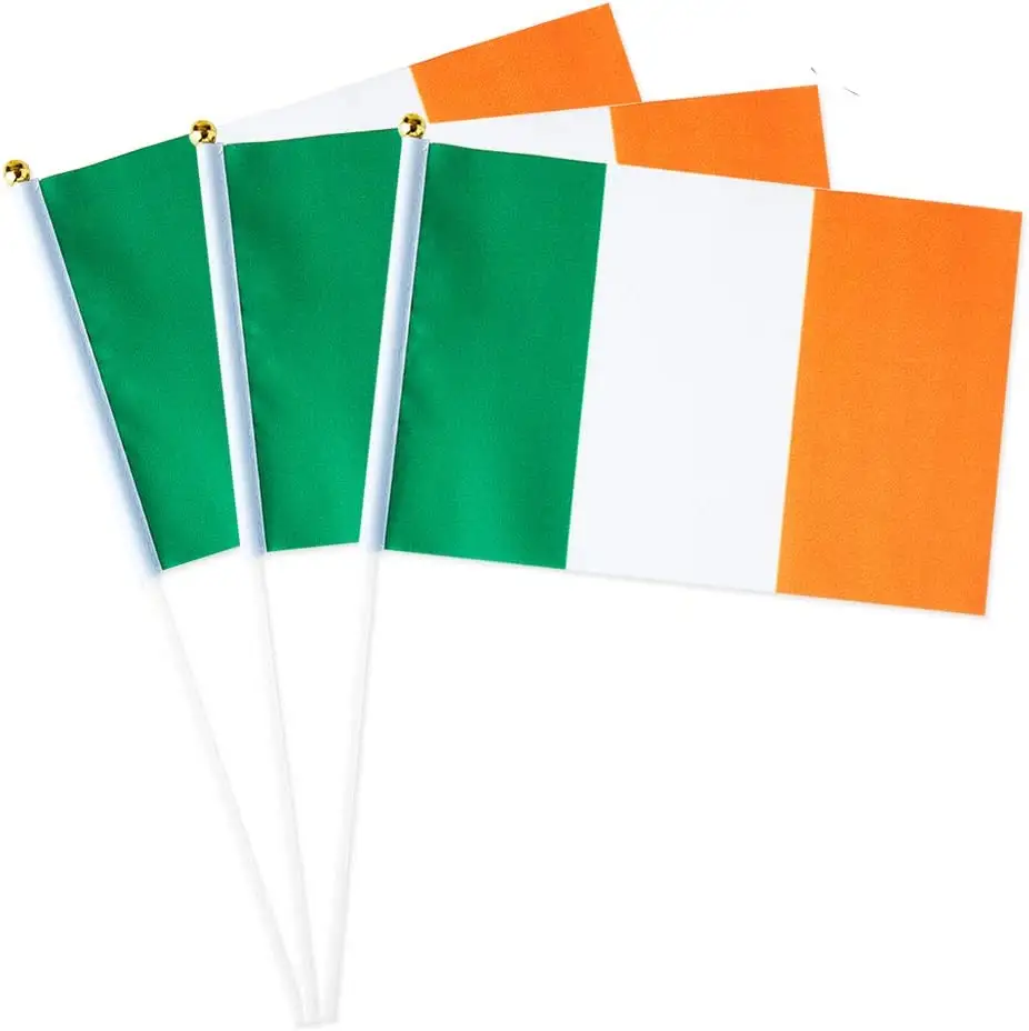 कस्टम साटन निविड़ अंधकार 8.2 "बड़ा आयरिश हाथ झंडा छड़ी लहराते झंडा पोल देश राष्ट्रीय दिवस के लिए त्योहार देश संयुक्त राज्य अमेरिका जापान ब्रिटेन