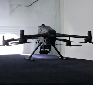 Aluminum Alloy Material Drone Payload, Its Functions Include: Lighting, Throwing, Hailing, Red and Blue Flashing, Camera