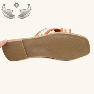 Sandales et pantoufles plates pour femmes de haute qualité, décontractées, d'été, pour l'extérieur, à bout ouvert, durables, respirantes et légères - Product Image 6