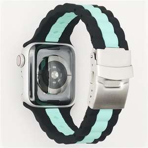 Correa de Silicona de Dos Tonos y Tres Eslabones Compatible con Apple Watch Ultra 9876543210 SE Sport - Product Image 6