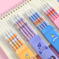 Nouvelle Arrivée Crayons de la Série Astronaute de Dessin Animé avec Gomme Intégrée, Outils d'Écriture Artistique pour Enfants, Lot de 4 Crayons Emballés, Vente en Gros