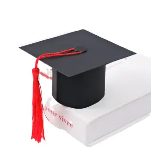 Graduation season student doctoral cap cake decoration Bachelor's dress high school graduation ceremony fringe hat plug-in