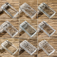 Bloc de verre de briques de verre cuboïde multicolore rectangulaire à bord lisse décoratif en gros à bas prix