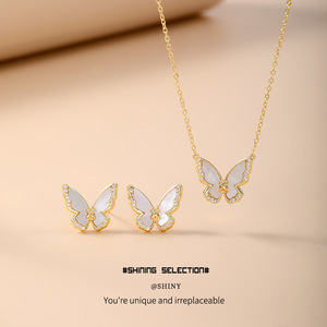Collier papillon en alliage de zinc, chaîne de clavicule, bijoux de mode pour femmes, ensemble cadeau - Product Image 4