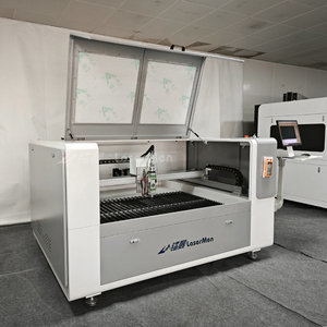 Découpeuse laser CNC LaserMen-1390FC avec système de contrôle BOCHU pour une découpe précise des métaux et des non-métaux - Product Image 4