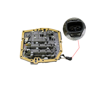 Conjunto de Válvula de Control de Transmisión Original 32740-26611-71 para Montacargas Toyota 8FD(G)20 ~ 30 / 1DZ - Product Image 1