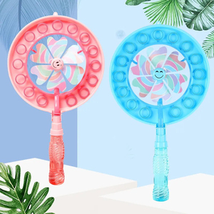 Ensemble <span class=keywords><strong>de</strong></span> jouets amusants pour enfants à vendre, souffleur <span class=keywords><strong>de</strong></span> <span class=keywords><strong>bulles</strong></span> <span class=keywords><strong>de</strong></span> <span class=keywords><strong>savon</strong></span>, moulin à vent, baguette à <span class=keywords><strong>bulles</strong></span> - Product Image 3