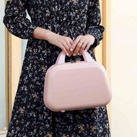 Valise de Maquillage en PVC de 14 Pouces, Durable et Tendance, avec Fermeture Éclair, Légère, pour Voyage, Bagage Cabine, Boîte à Code – Vente en Gros