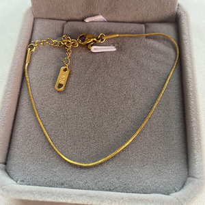 <span class=keywords><strong>Tobillera</strong></span> Minimalista Antideslustre, Delgada, Chapada en Oro de 18k, de Acero Inoxidable y Titanio, con Cadena de Serpiente Redonda para Mujer - Product Image 5