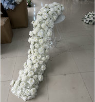 Y-I022 Accessoires de mariage, chemins de table en fleurs blanches, rangées de fleurs artificielles, chemin de table pour la décoration de mariage
