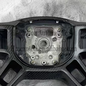 Volante Deportivo de Fibra de Carbono Mate con Cuero Perforado para Land Rover Defender, Venta al Por Mayor de Productos Nuevos - Product Image 4