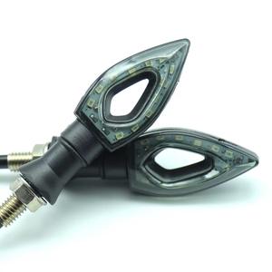 Clignotant LED en forme de cœur 12V pour moto et voiture électrique, lumière modifiée pour moto - Product Image 1