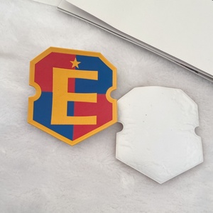 Étiquette en silicone PVC 3D personnalisée OEM avec logo en relief pour vêtements, sacs, chaussures, fabriquée en plastique TPU, prix d'usine - Product Image 4