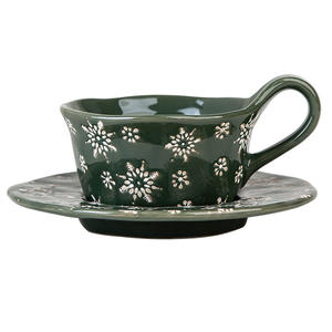 Juego de Taza y Platillo de Café Navideños, Creativos y con Relieve, para Té de la Tarde, Aperitivos y Agua - Product Image 1